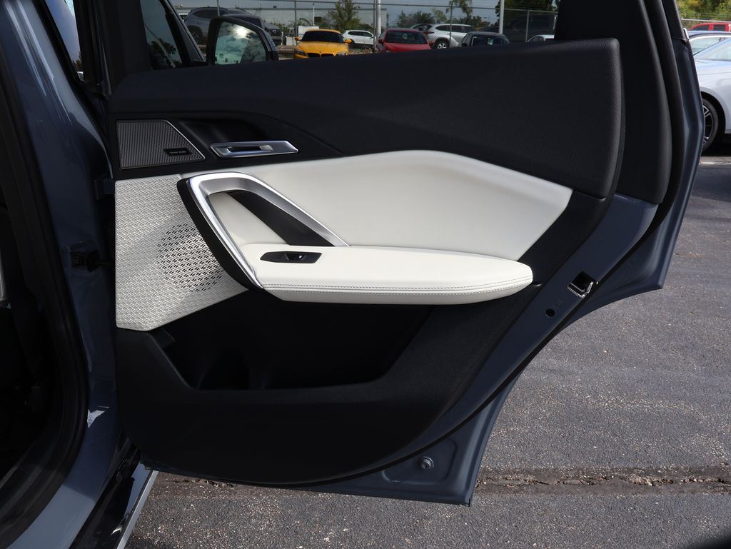 2026 Bmw X1 XDrive28i photo 13