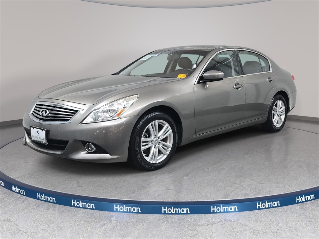 2010 INFINITI G Sedan's photo