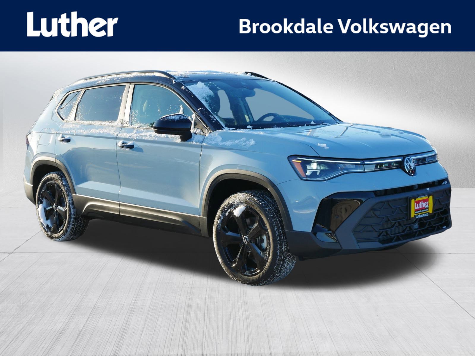 2026 Volkswagen Taos SE Black's photo