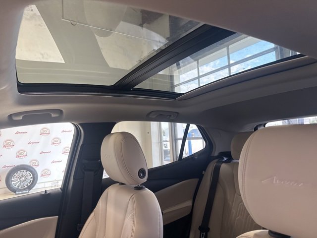 2026 Buick Encore GX Avenir photo 9