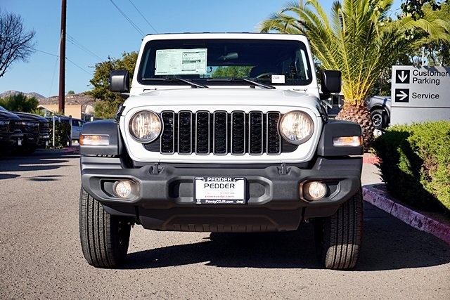 New 2026 Bright White Clear-Coat Exterior Paint Jeep Sport image 5