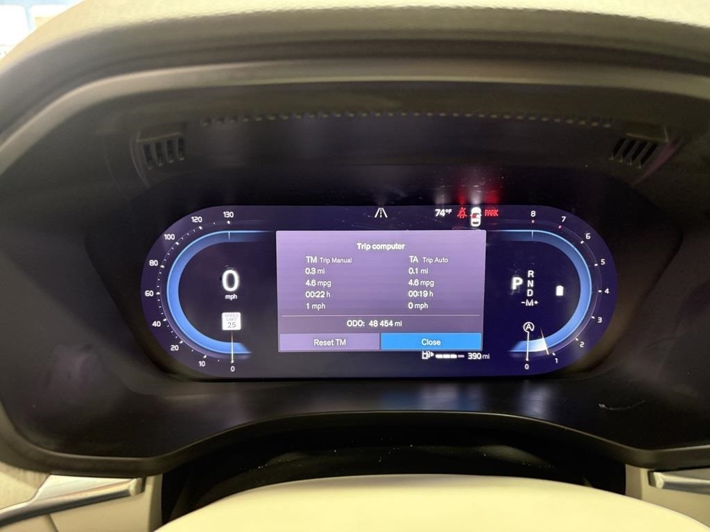 2024 Volvo XC60 B5 Plus photo 24