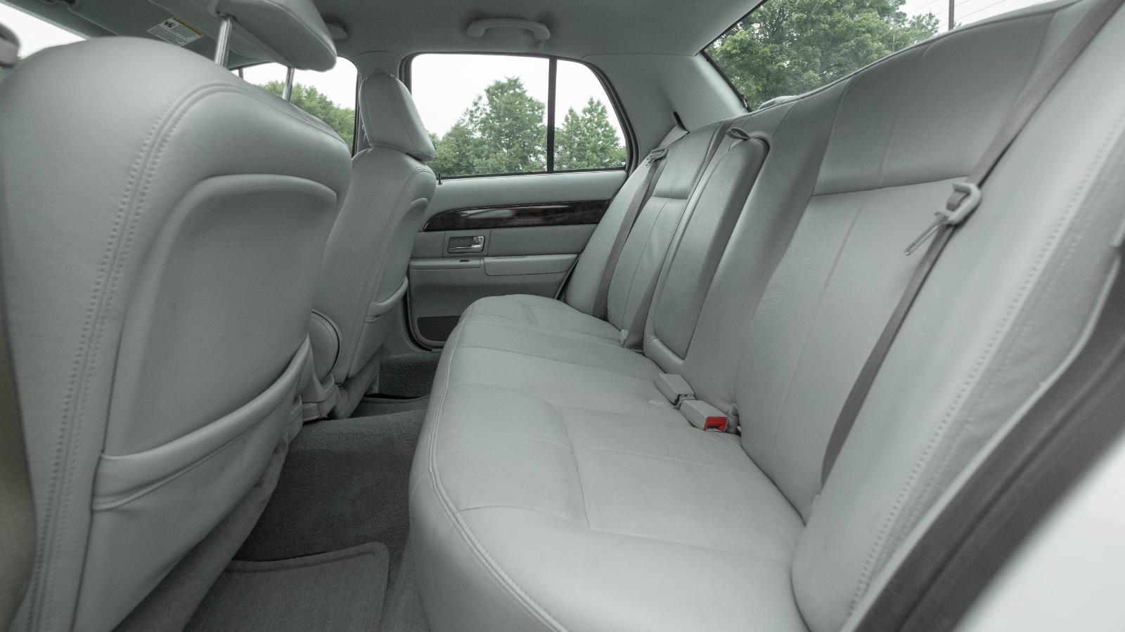 2005 Mercury Grand Marquis GS photo 15