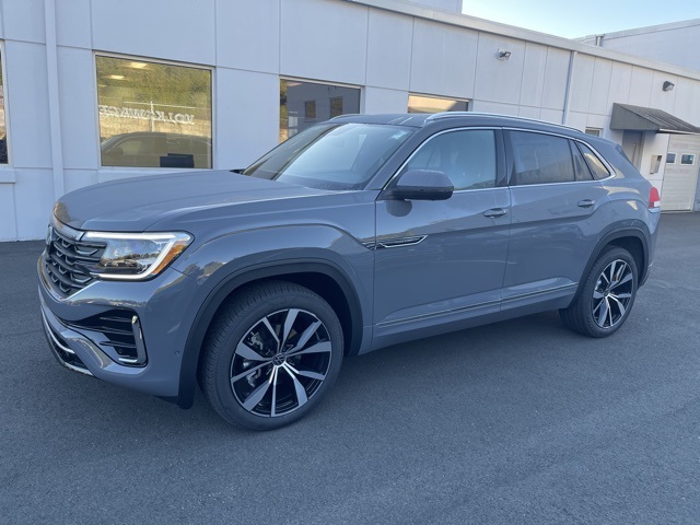 2026 Volkswagen Atlas Cross Sport SEL Premium R-Line photo 2