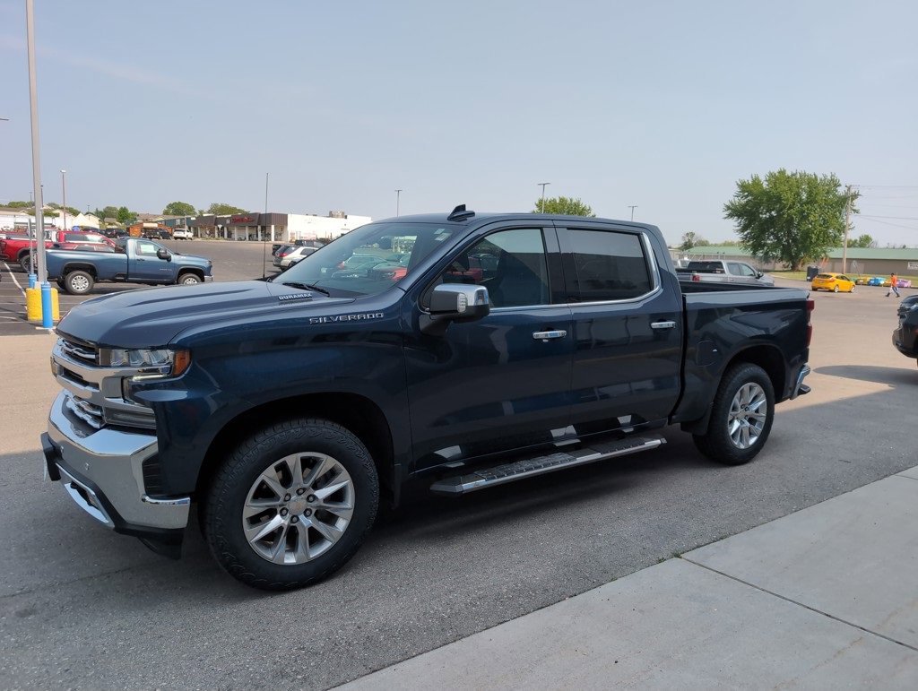 2021 Chevrolet Silverado 1500 LTZ photo 4