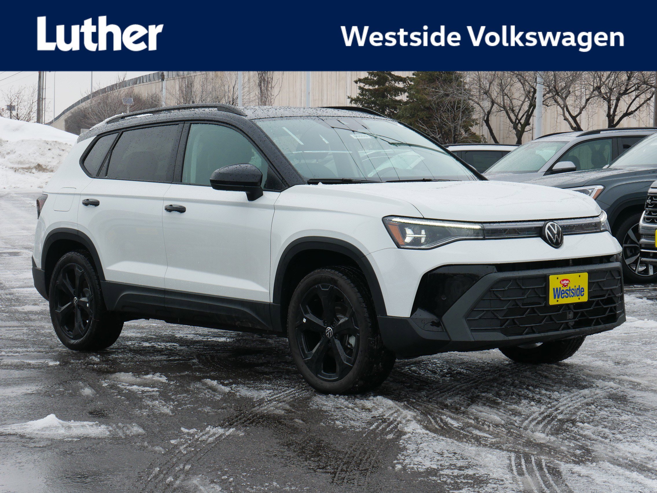 2026 Volkswagen Taos SE Black's photo