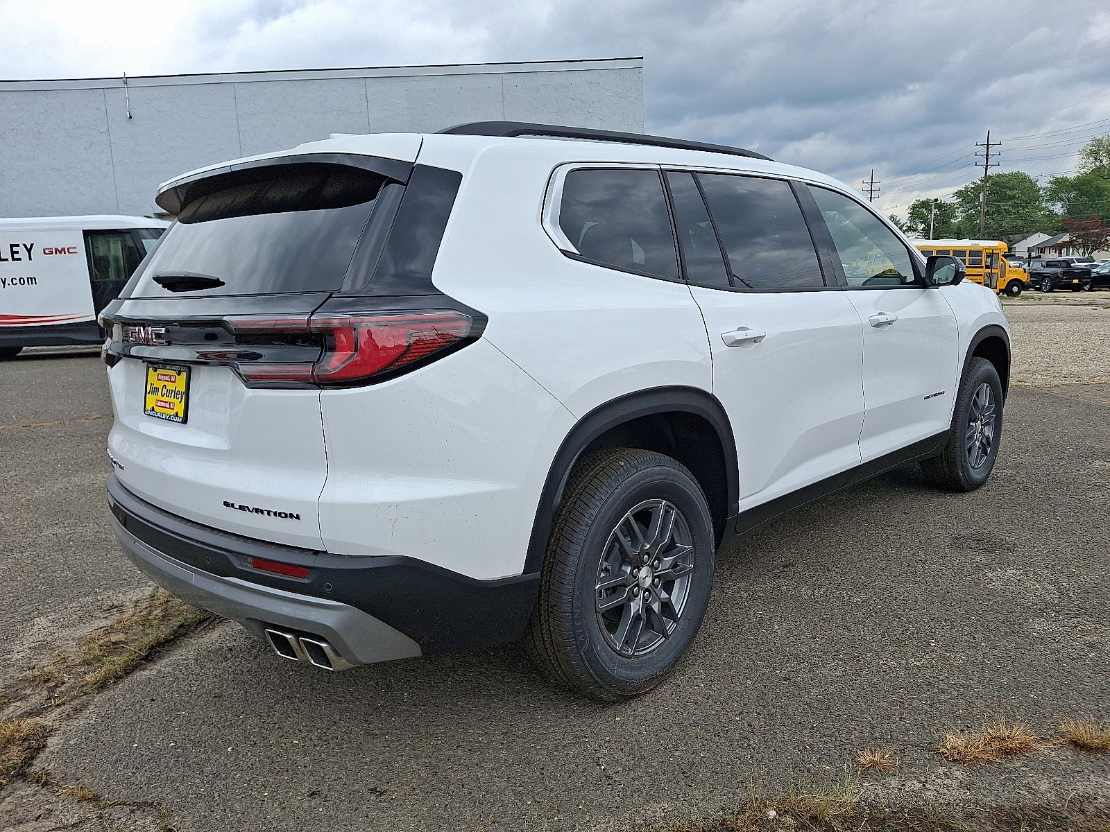 2025 Gmc Acadia Elevation photo 3