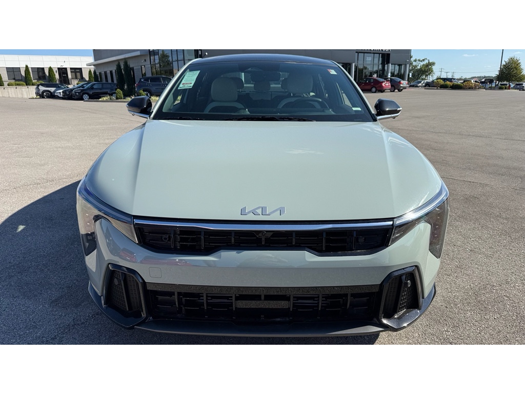 2025 Kia K4 GT-Line Turbo photo 29