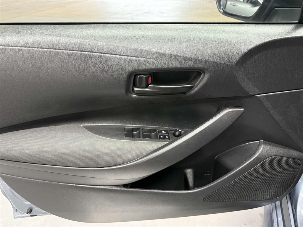 2024 Toyota Corolla LE photo 10