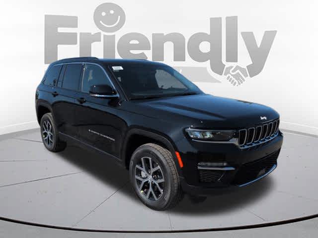 2025 Jeep Grand Cherokee Limited photo 3