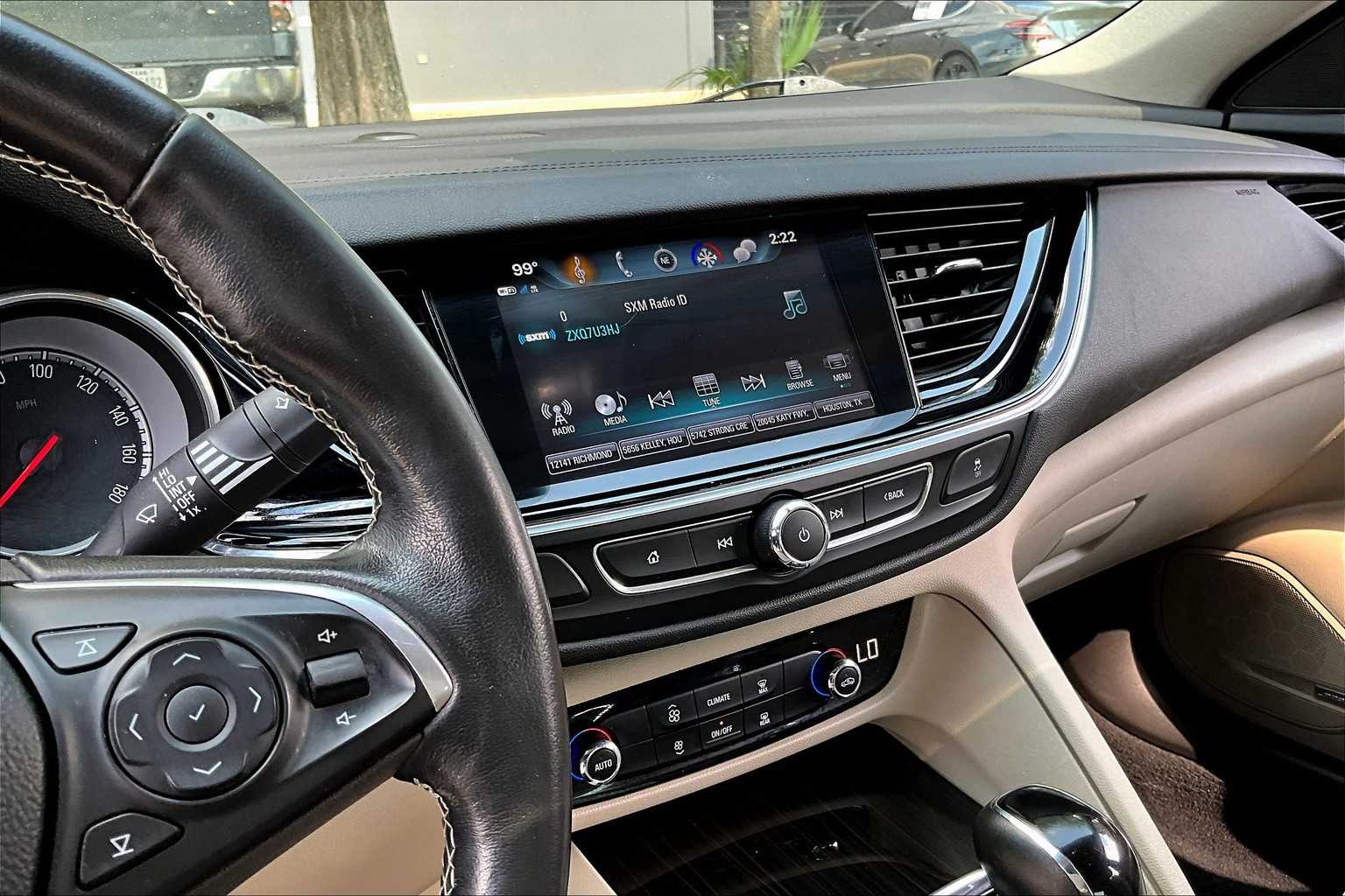 2018 Buick Regal Sportback Preferred II photo 5
