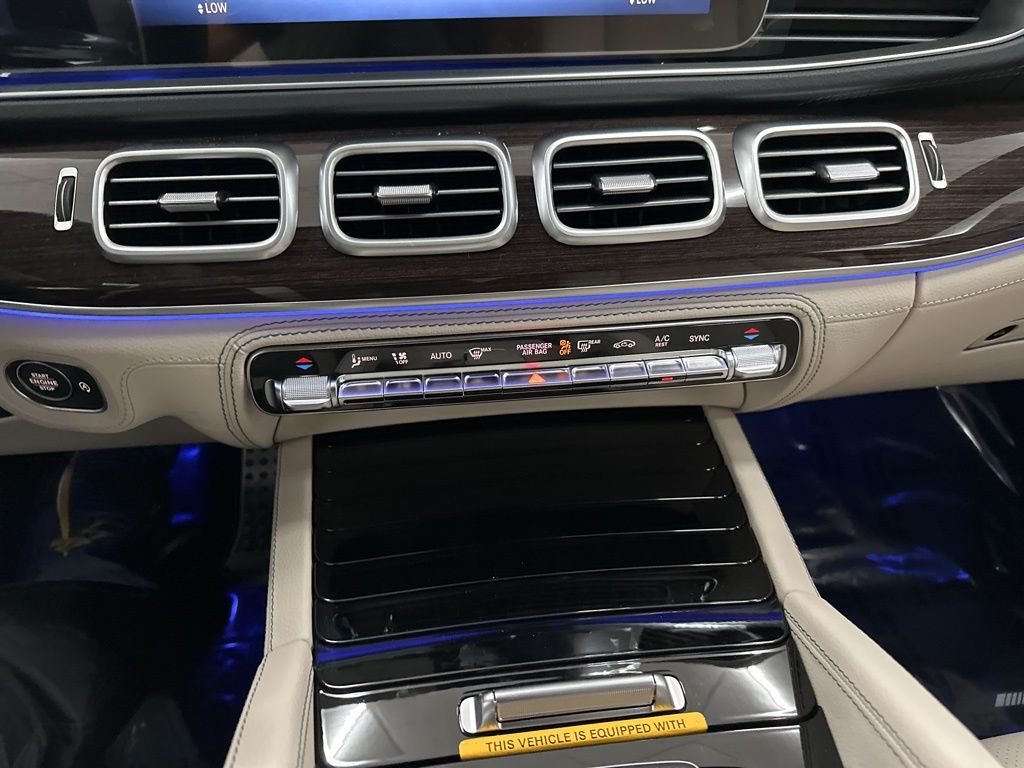 2026 Mercedes Benz GLS 450 4MATIC photo 16
