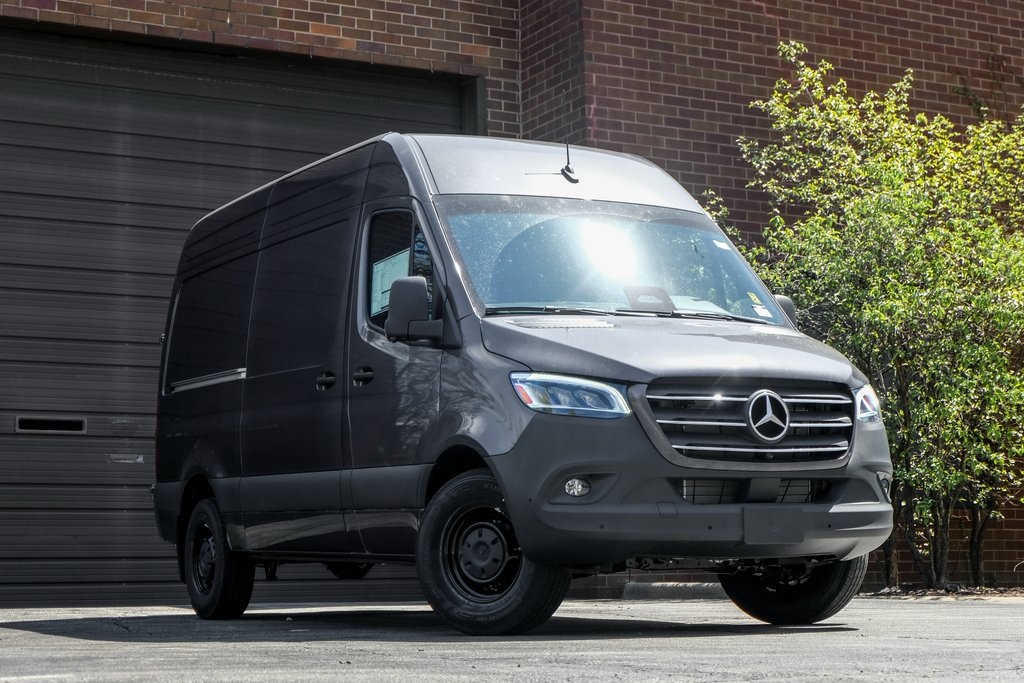 2025 Mercedes-Benz Sprinter Cargo Van Base's photo
