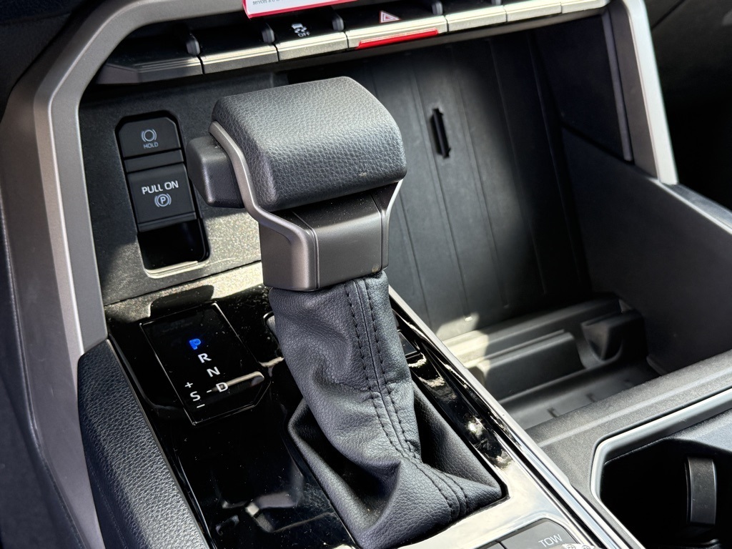 2024 Toyota Tundra SR5 photo 23