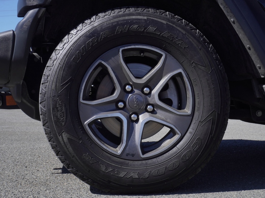 2019 Jeep Wrangler Sport S photo 10