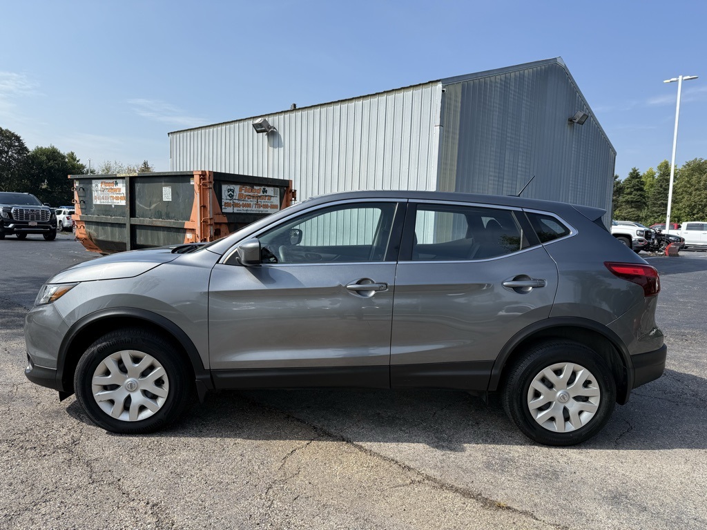 2018 Nissan Rogue Sport S photo 26