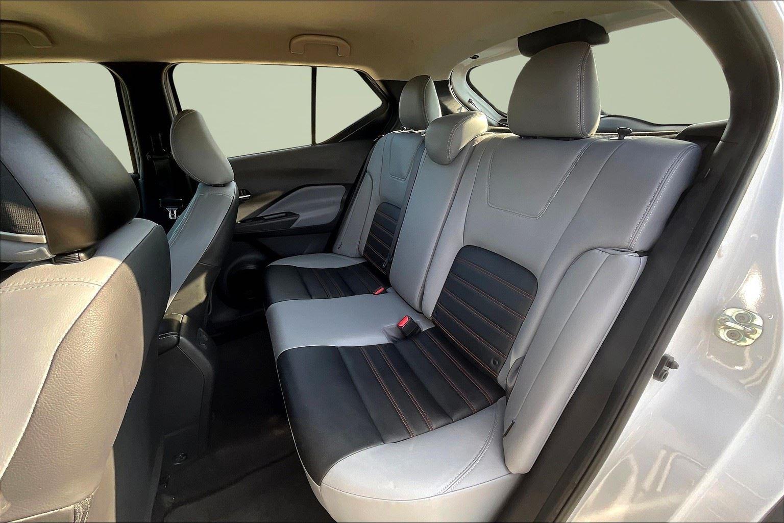 2023 Nissan Kicks SR photo 26