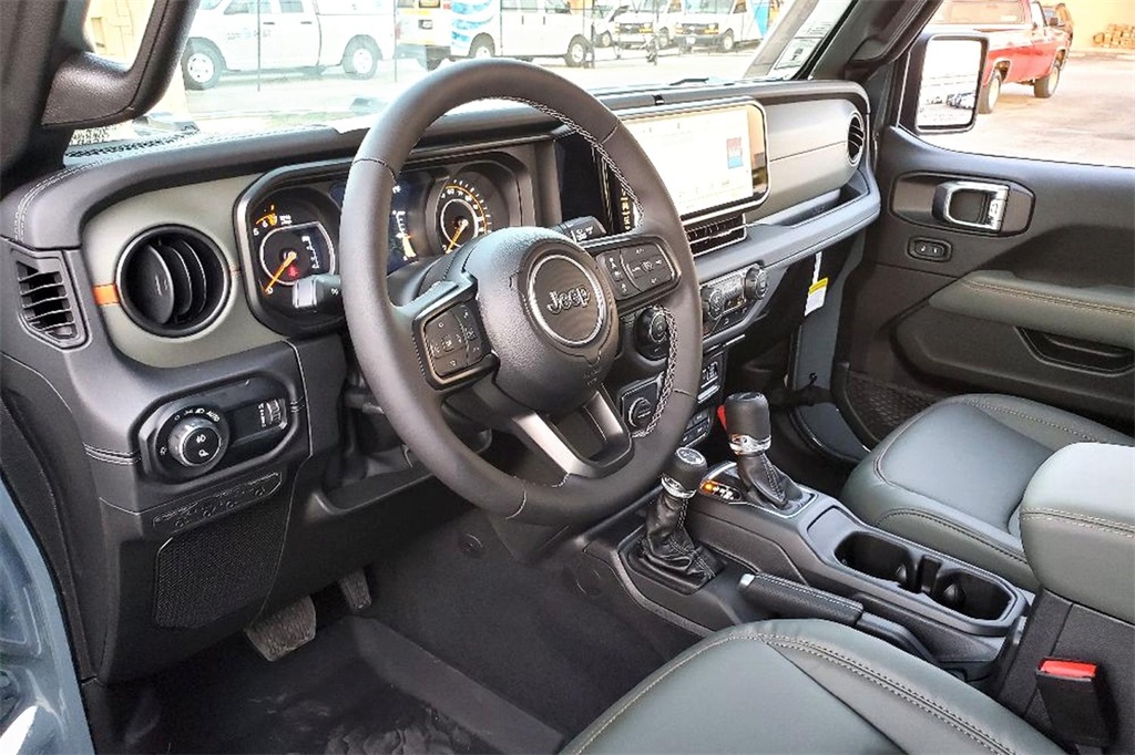 2025 Jeep Gladiator Mojave photo 6