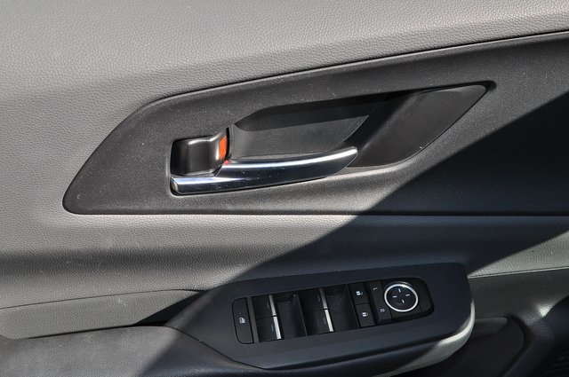 2023 Toyota Prius XLE photo 12