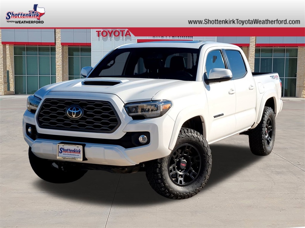 2021 Toyota Tacoma TRD Sport's photo