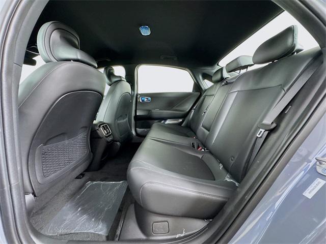 2025 Hyundai Ioniq 6 SEL photo 32