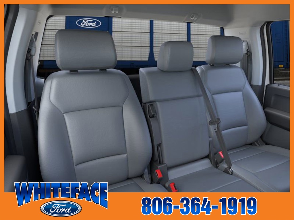2025 Ford F-350 photo 8