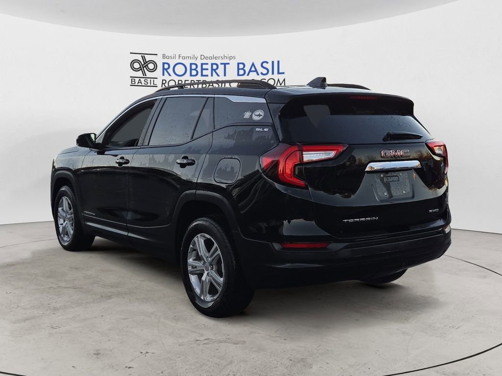 2022 Gmc Terrain SLE photo 2