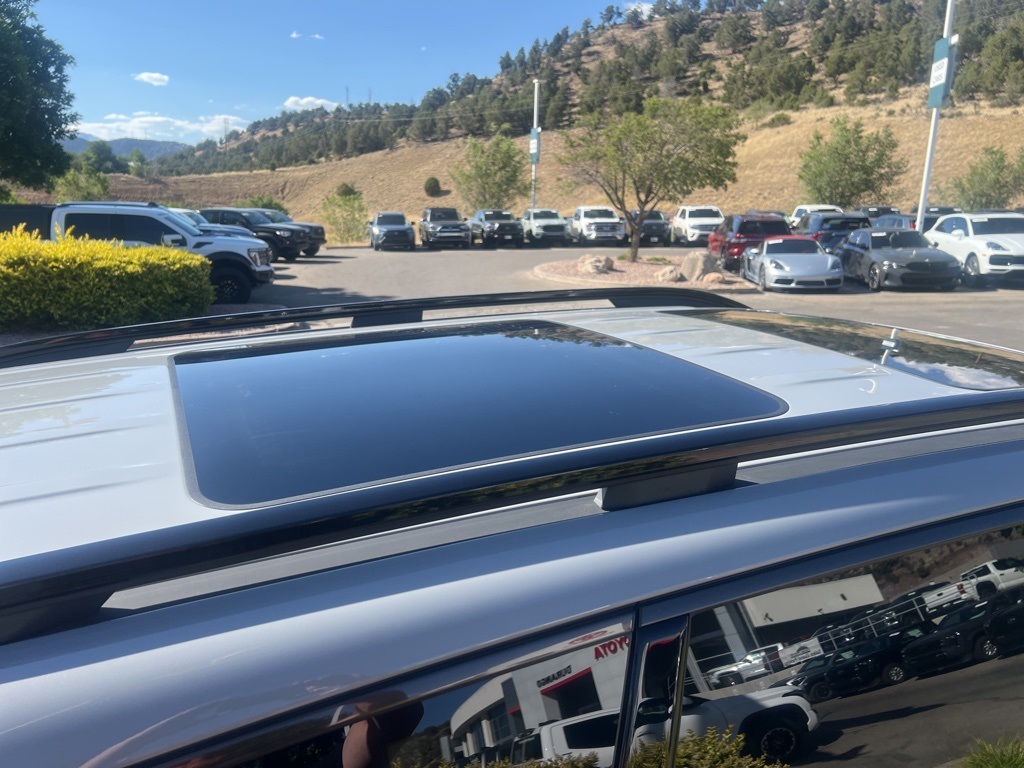 2025 Kia Telluride SX Prestige X-Line photo 12