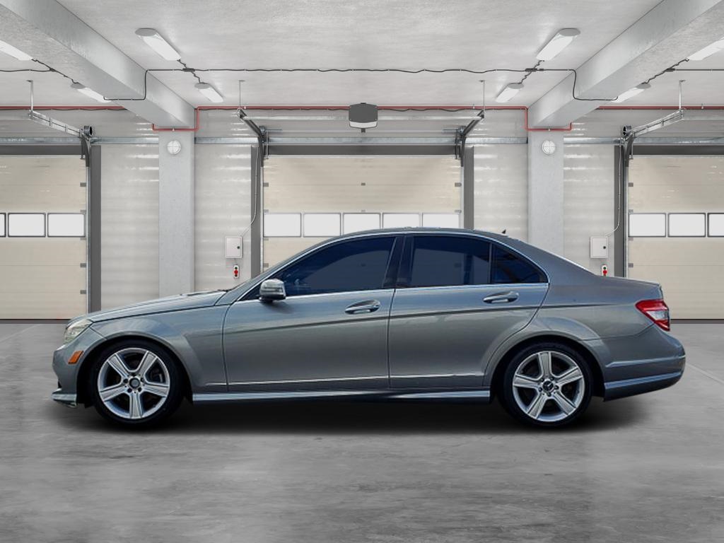 2011 Mercedes Benz C 300 4MATIC photo 3