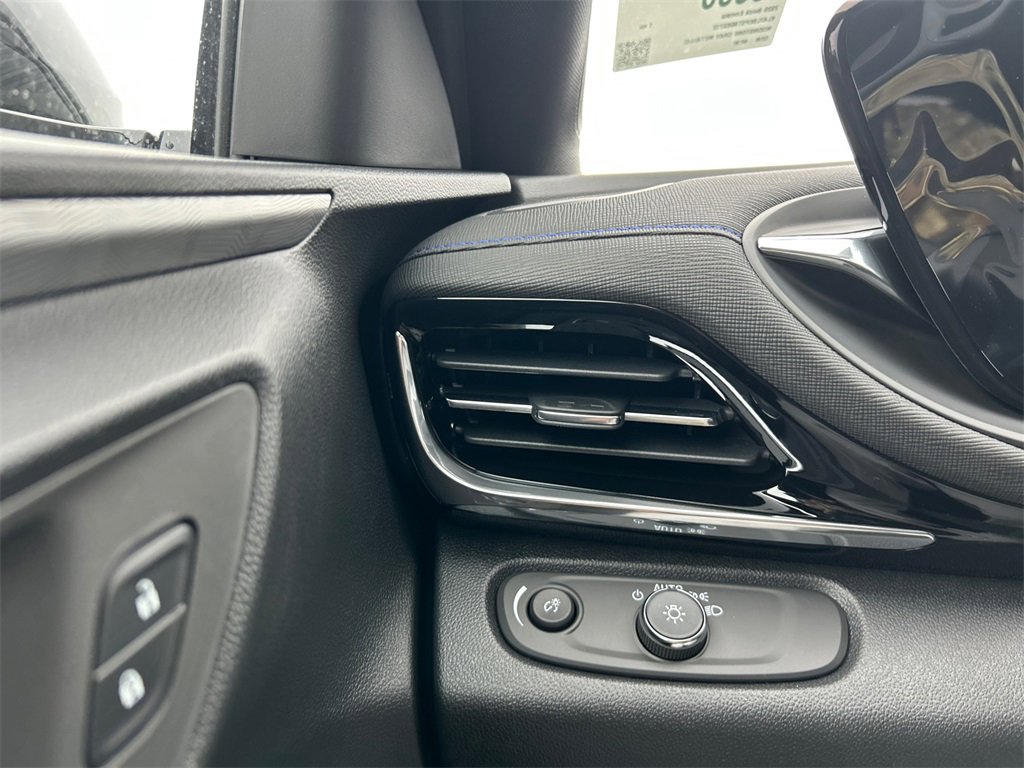 2026 BUICK ENVISTA - Image 17