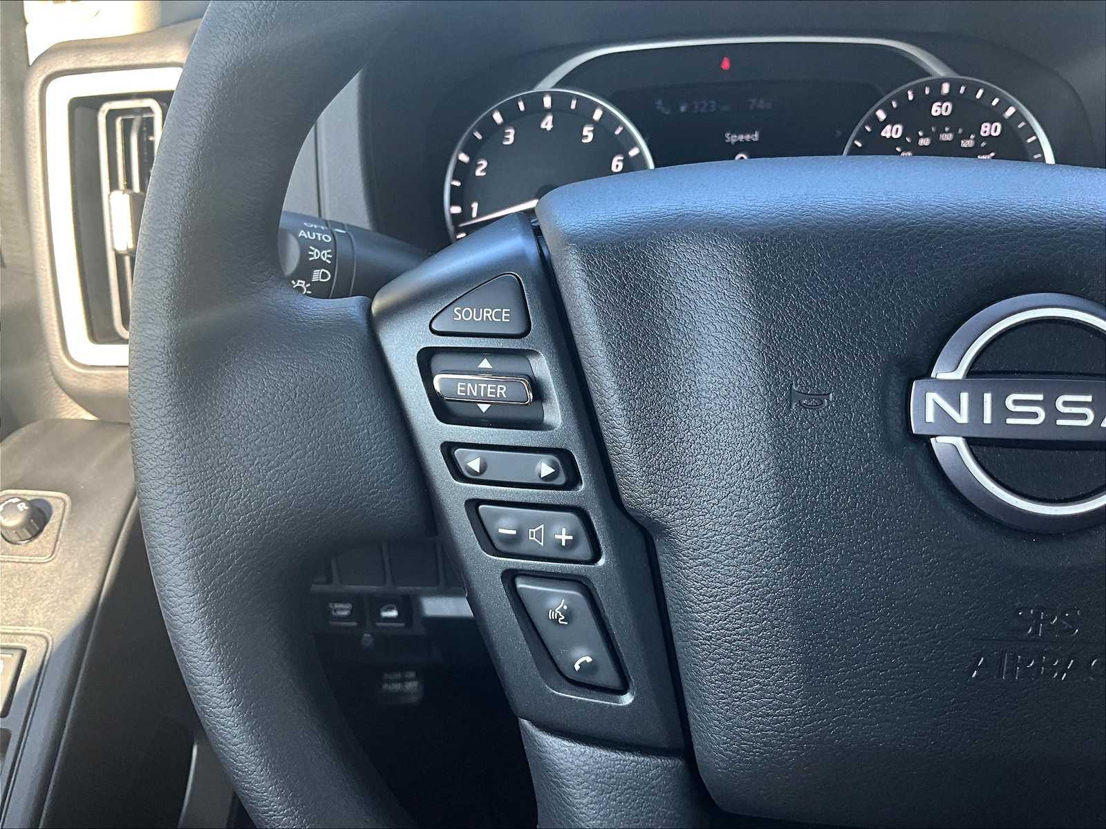 2025 Nissan Frontier SV photo 22