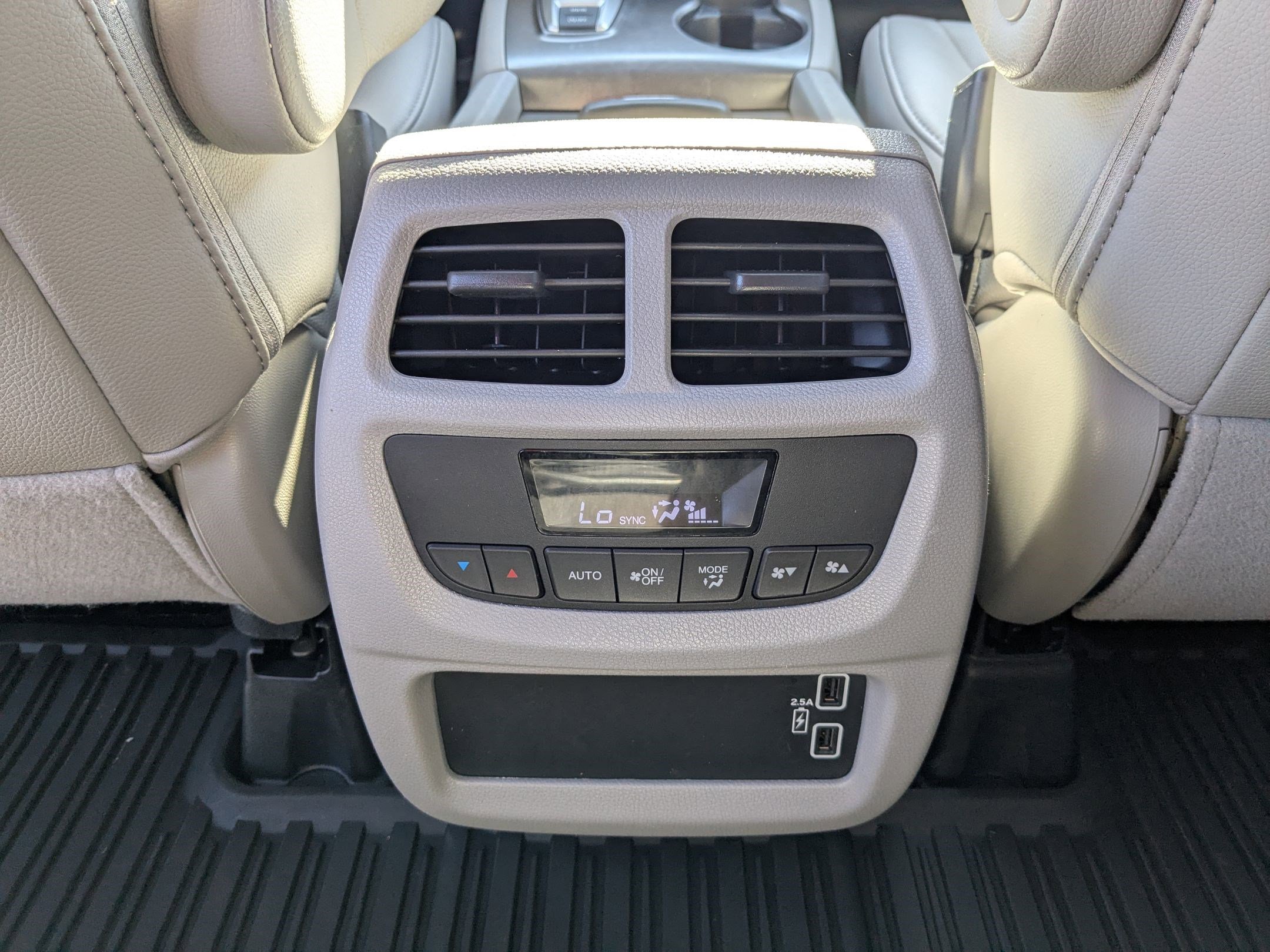 2022 Honda Pilot EX-L photo 26