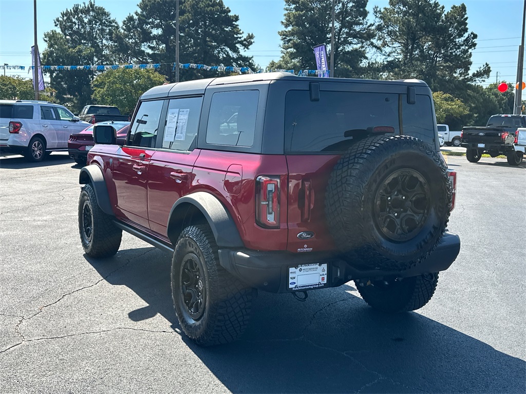 2021 Ford Bronco First Edition photo 4