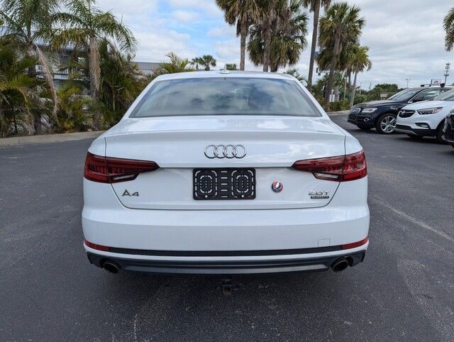 2018 Audi A4 2.0T Quattro Premium photo 4