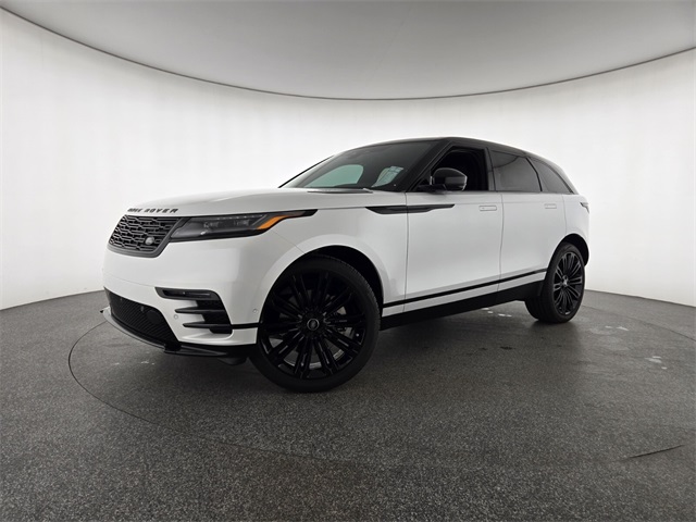 2026 Land Rover Range Rover Velar Dynamic SE