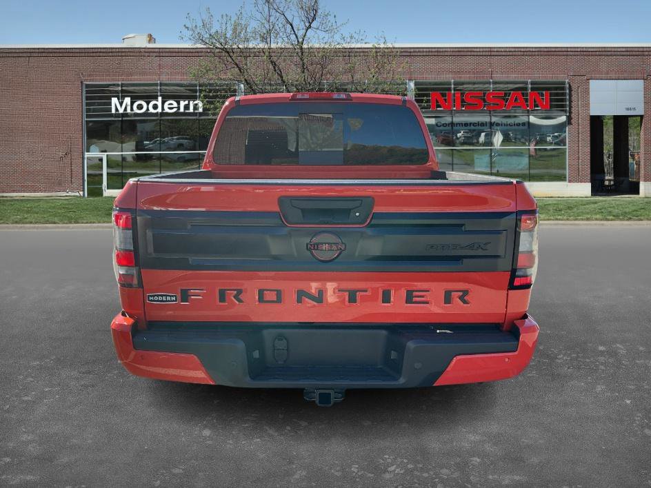 2026 Nissan Frontier Crew Cab PRO-4X photo 3