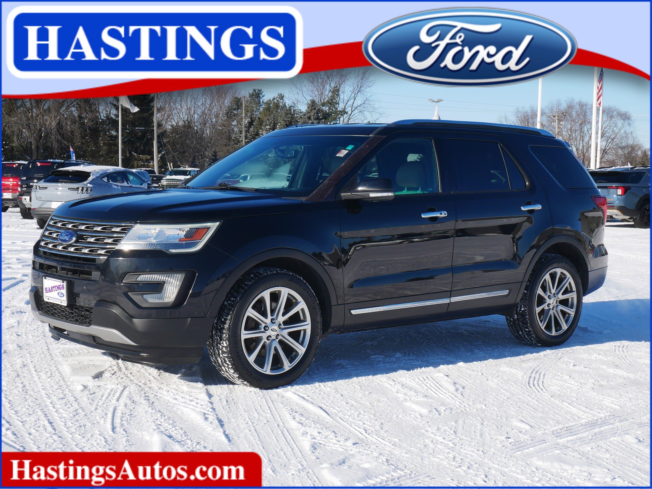 2017 Ford Explorer Limited's photo