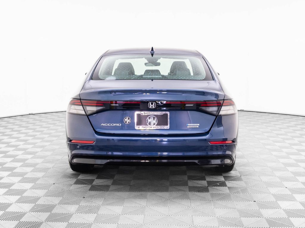 2024 Honda Accord Hybrid Touring photo 4