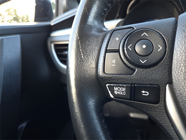 2014 Toyota Corolla Plus photo 20