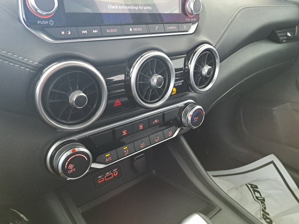 2022 Nissan Sentra SV photo 13