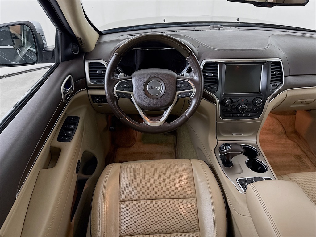 2015 Jeep Grand Cherokee Overland photo 22