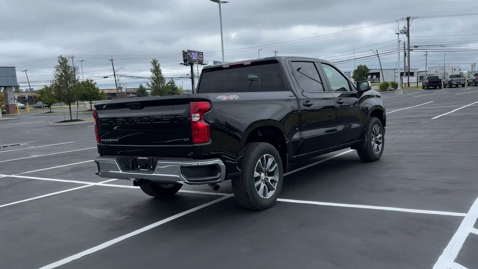 2026 Chevrolet Silverado 1500 LT photo 7