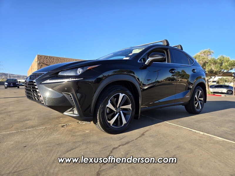 2021 Lexus NX 300h AWD photo 2
