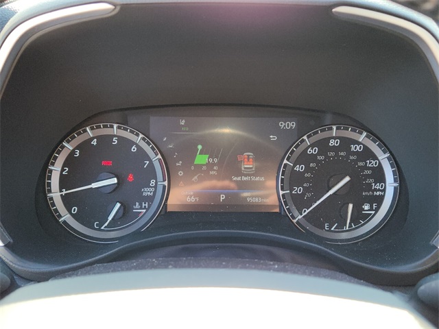 2021 Toyota Highlander XLE photo 29
