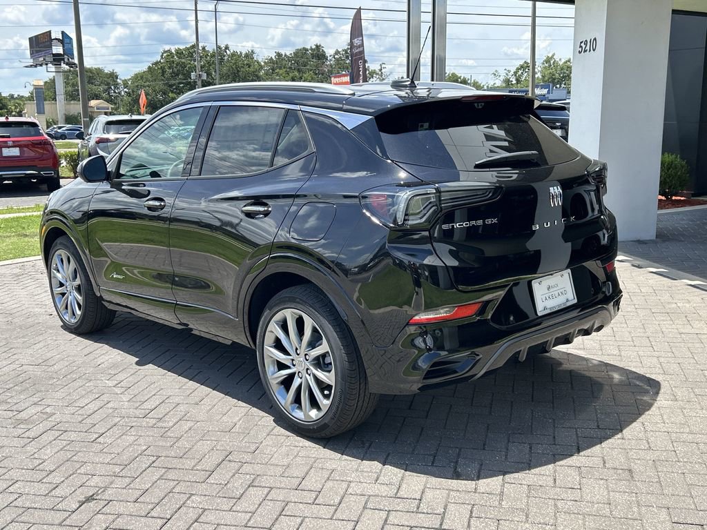 2026 Buick Encore GX Avenir photo 4