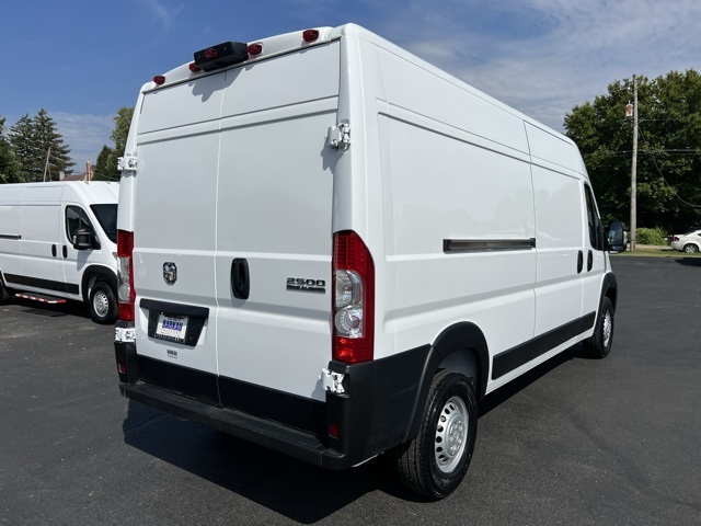 2025 Ram ProMaster 2500 photo 2