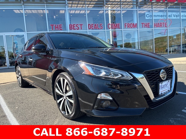 2021 Nissan Altima 2.5 Platinum photo 2