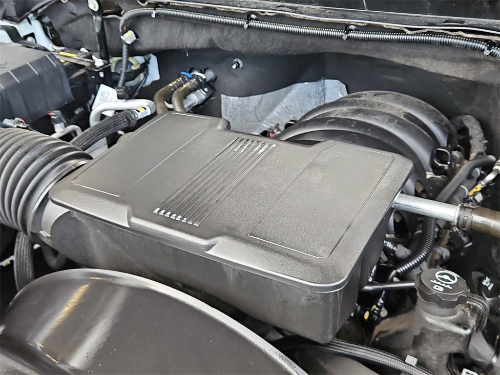 2023 Chevrolet Silverado 2500HD Custom photo 13