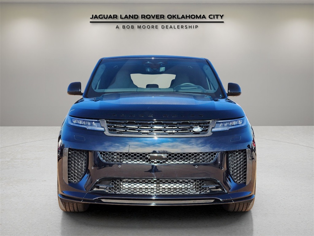 2025 Land Rover Range Rover Sport photo 2