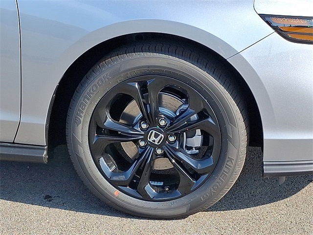 2025 Honda Accord SE photo 8